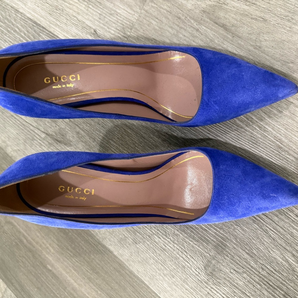 Gucci Women's Vibrant Blue Suede Heels
